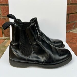 Doc Marten’s Flora Boot